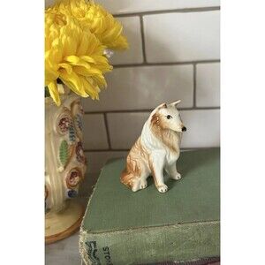 Vintage Sitting Bone China Painted Figurine Collie Sheltie 1950s Kitsch Dog